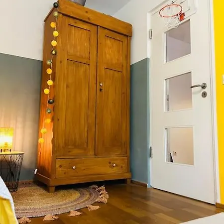 Stylish Super Central 130 Qm Appartement