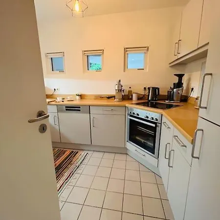 Stylish Super Central 130 Qm Apartamento