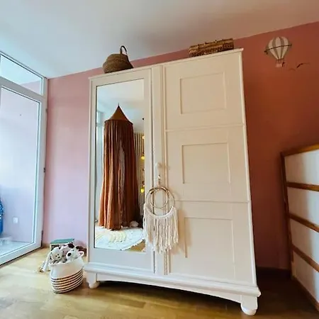 Stylish Super Central 130 Qm Apartament *