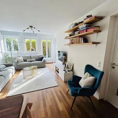 Stylish Super Central 130 Qm